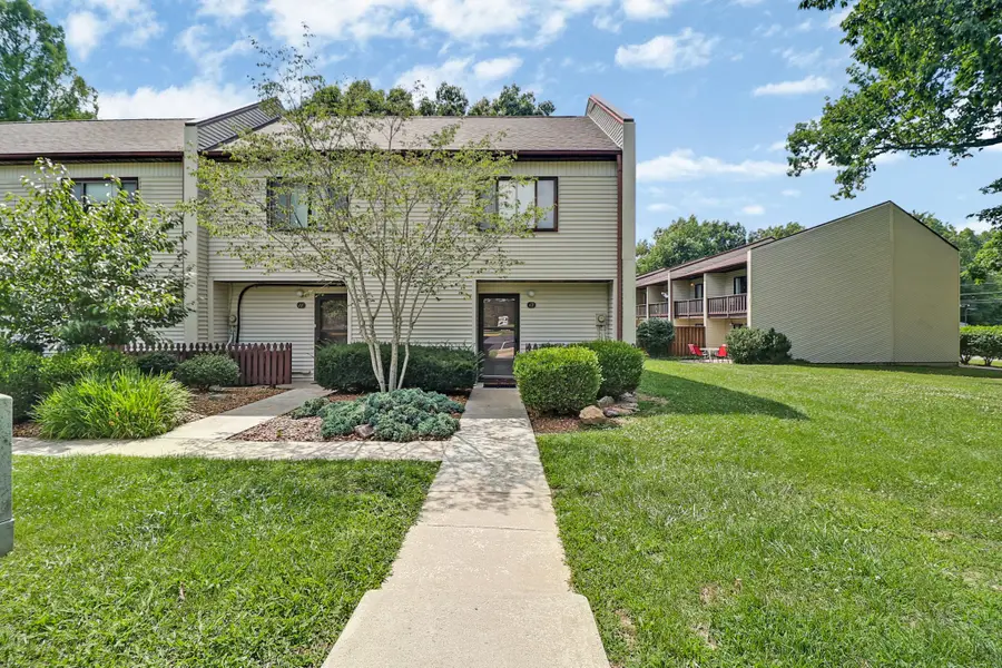 12 Wilshire Heights Dr, Crossville, TN 38558 - #3