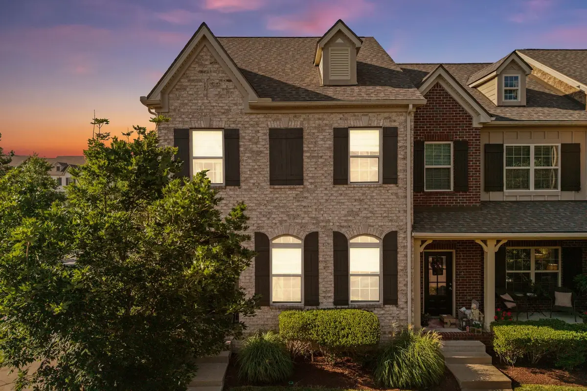 1636 Shadow Green Dr, Franklin, TN 37064 - #1
