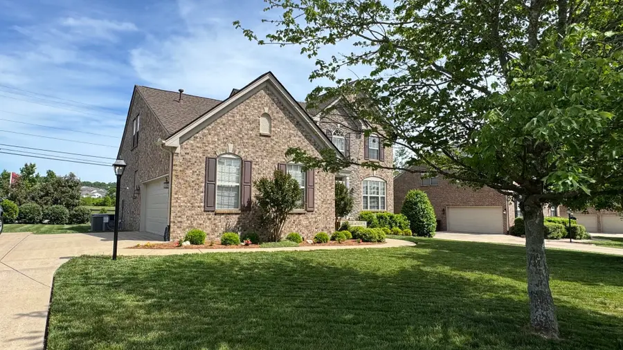1023 Avery Trace Cir, Hendersonville, TN 37075 - #3