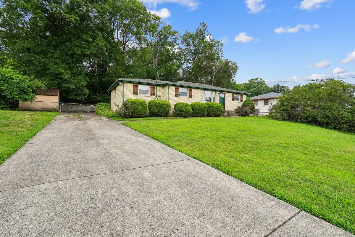 375 Spring Valley Dr, Mount Juliet, TN 37122 - #1