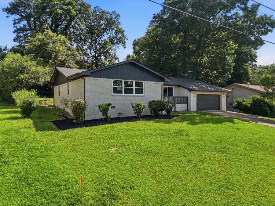 907 Wesley Drive, Hixson, TN 37343 - #2