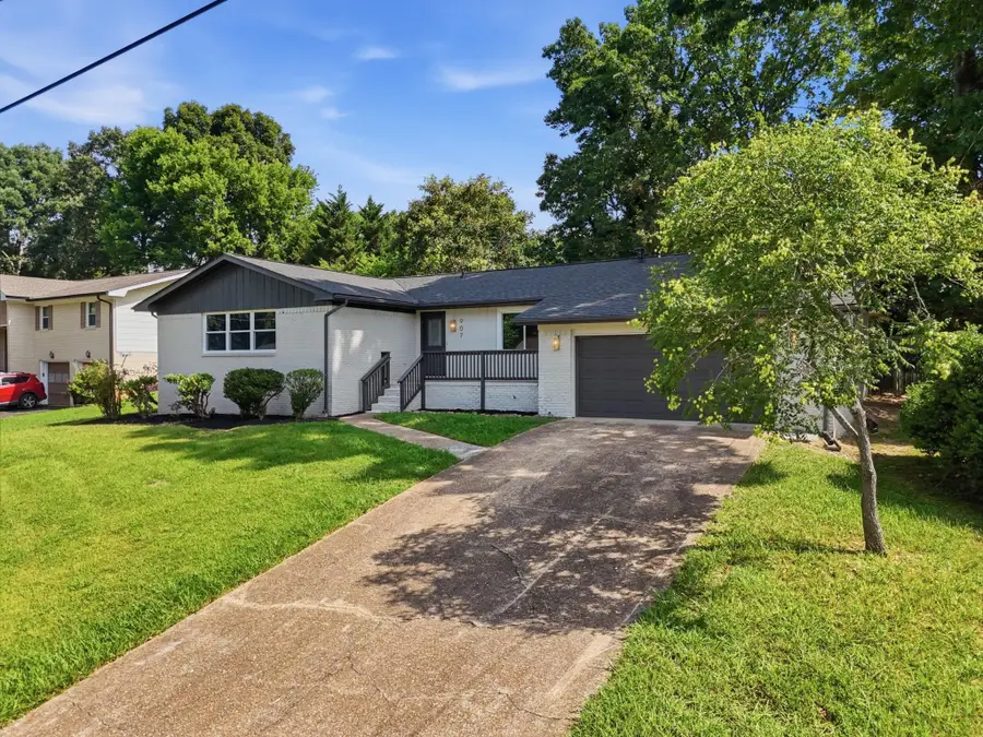 907 Wesley Drive, Hixson, TN 37343 - #3