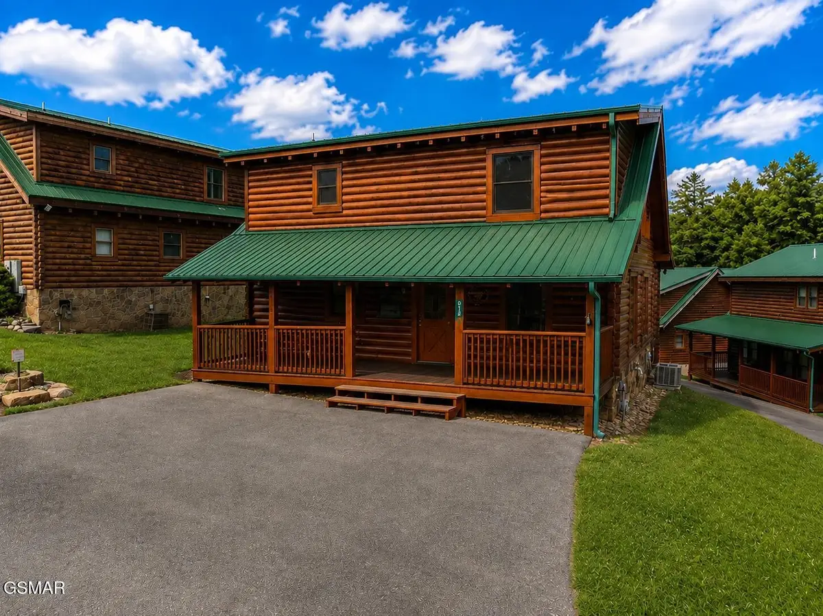 612 Cherry Blossom Way, Pigeon Forge, TN 37863 - #1
