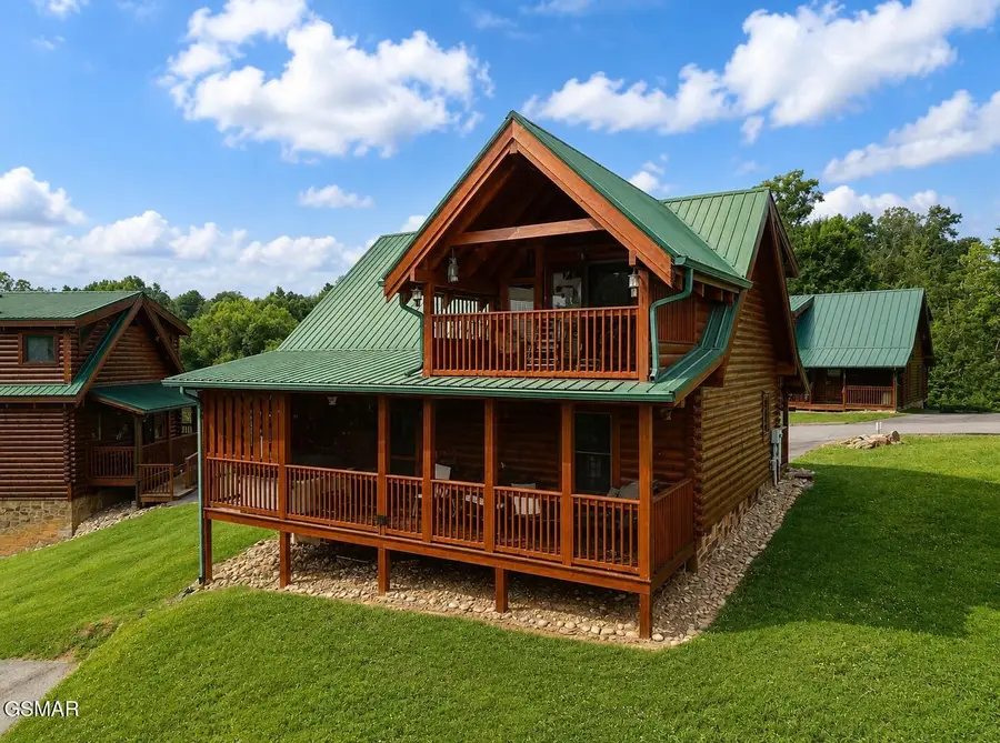 612 Cherry Blossom Way, Pigeon Forge, TN 37863 - #2