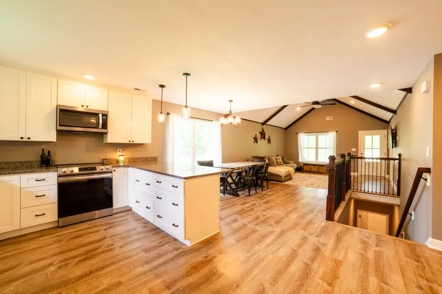 420 Fort Hill Dr, Pulaski, TN 38478 - #2