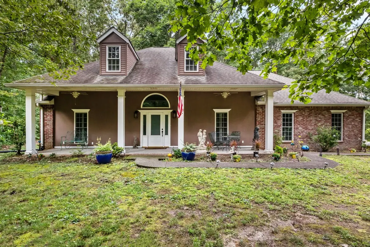 1019 Morningside Dr, Kingston Springs, TN 37082 - #1