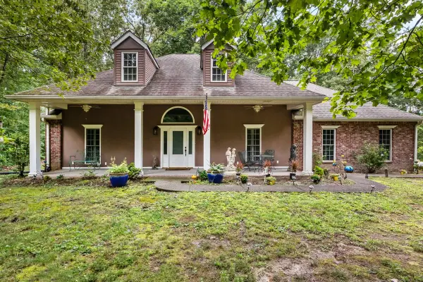 1019 Morningside Dr, Kingston Springs, TN 37082
