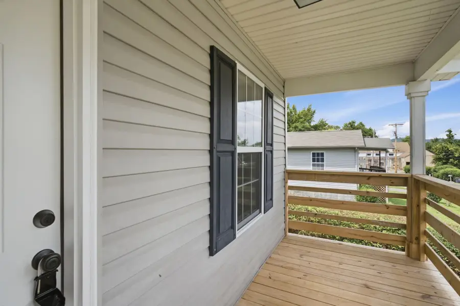 103 Hall St, Hartsville, TN 37074 - #3