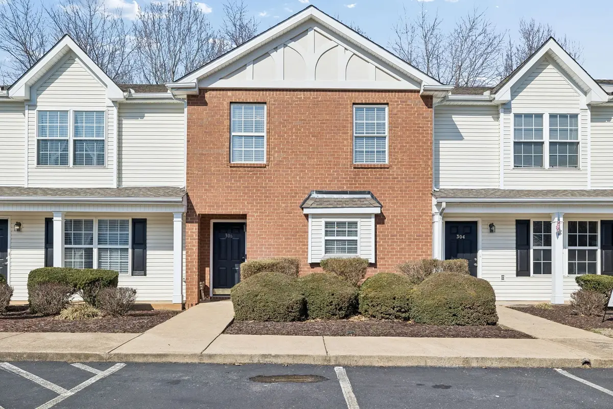 306 Arapaho Dr, Murfreesboro, TN 37128 - #1