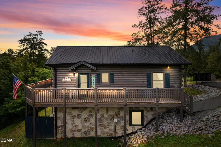 705 Rondayview Lane, Sevierville, TN 37876 - #2