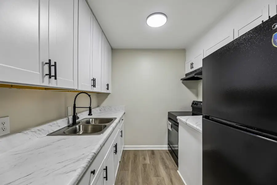 550 Harding Pl #F116, Nashville, TN 37211 - #2