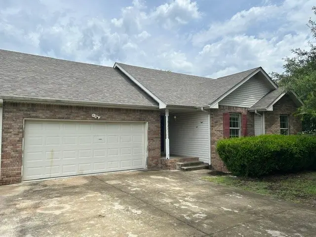 3277 S Senseney Cir, Clarksville, TN 37042 - #2