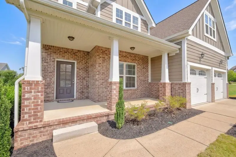2323 Stockwood Trl, Thompsons Station, TN 37179 - #2