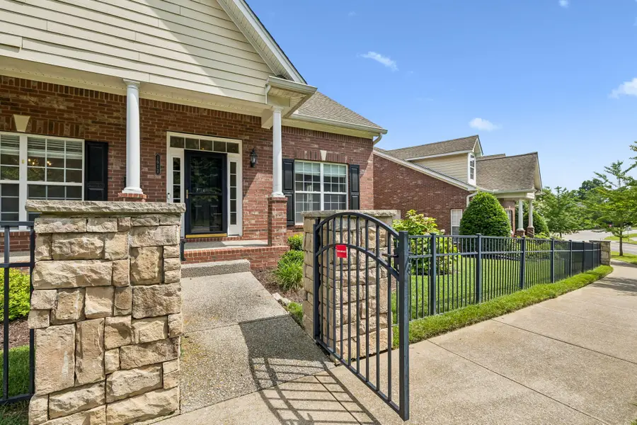 1912 Turning Wheel Ln, Franklin, TN 37067 - #2