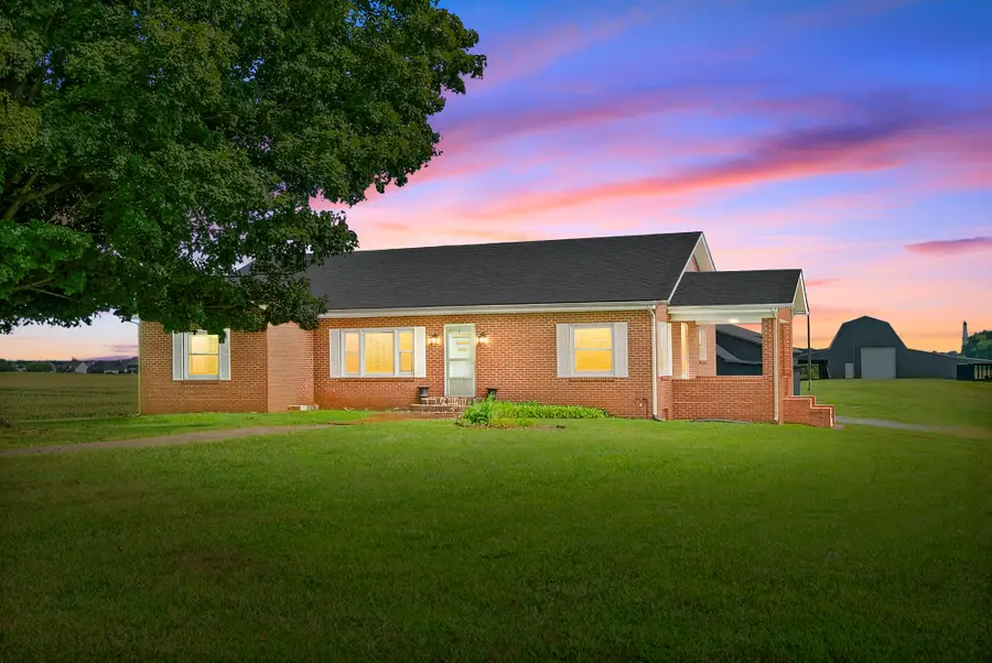 3350 Kirkwood Rd, Clarksville, TN 37043 - #2