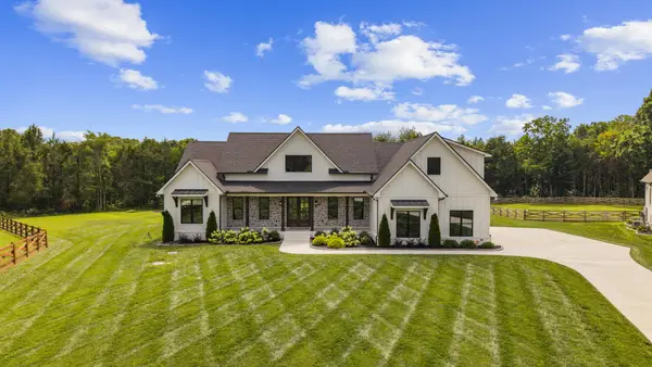218 Breckenridge Glen Dr, Mount Juliet, TN 37122