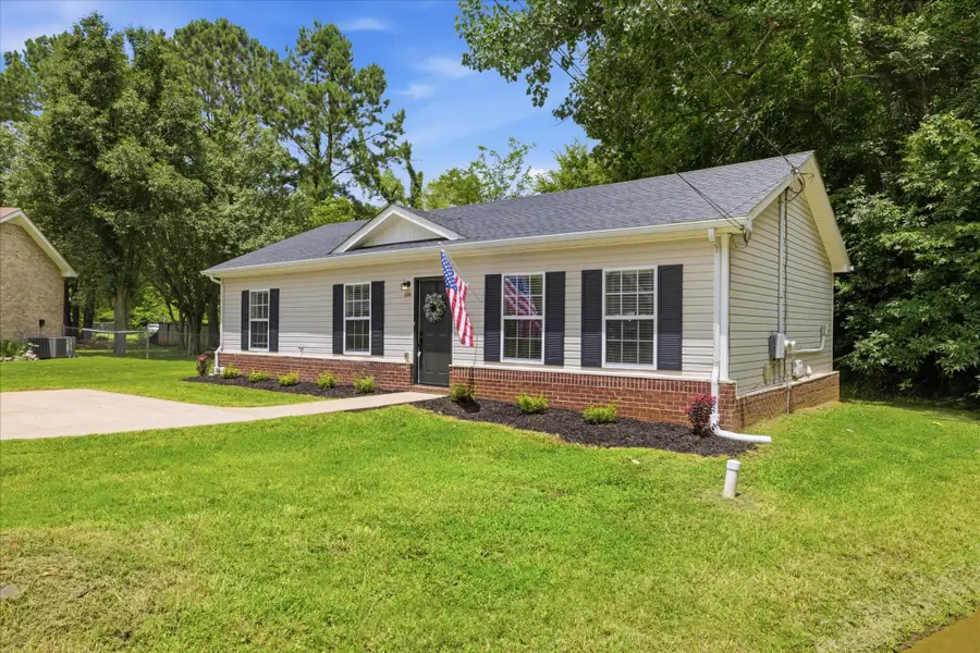 570 Kathryn Ct, Clarksville, TN 37042 - #3