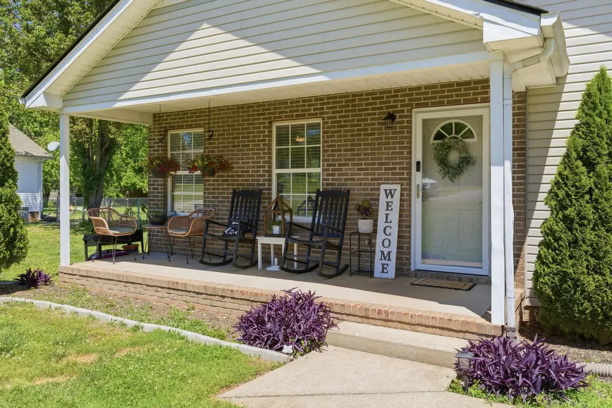 308 Hunter St, Portland, TN 37148 - #1