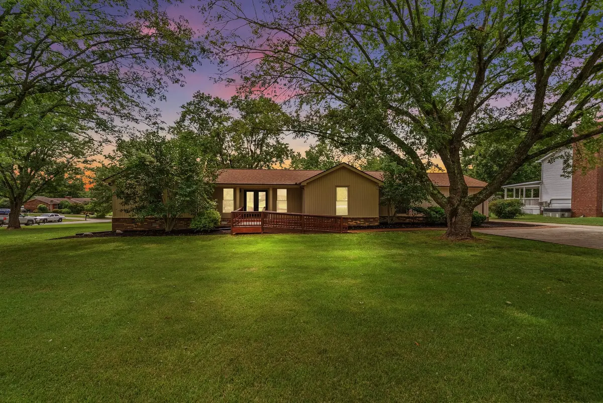 1301 Rivermont Dr, Gallatin, TN 37066 - #1
