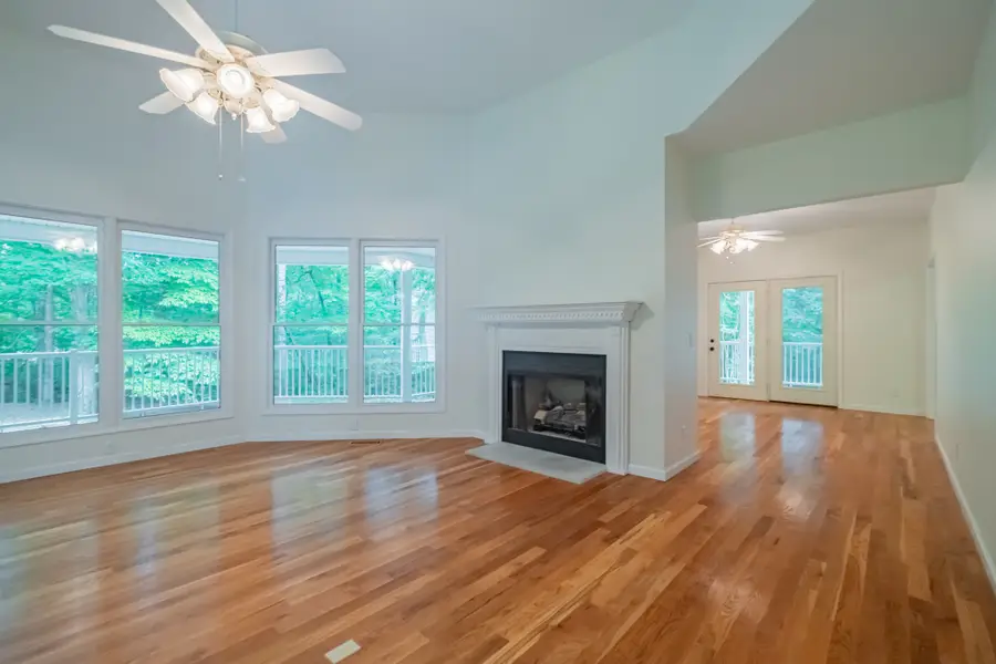 221 Winding Way, Normandy, TN 37360 - #2