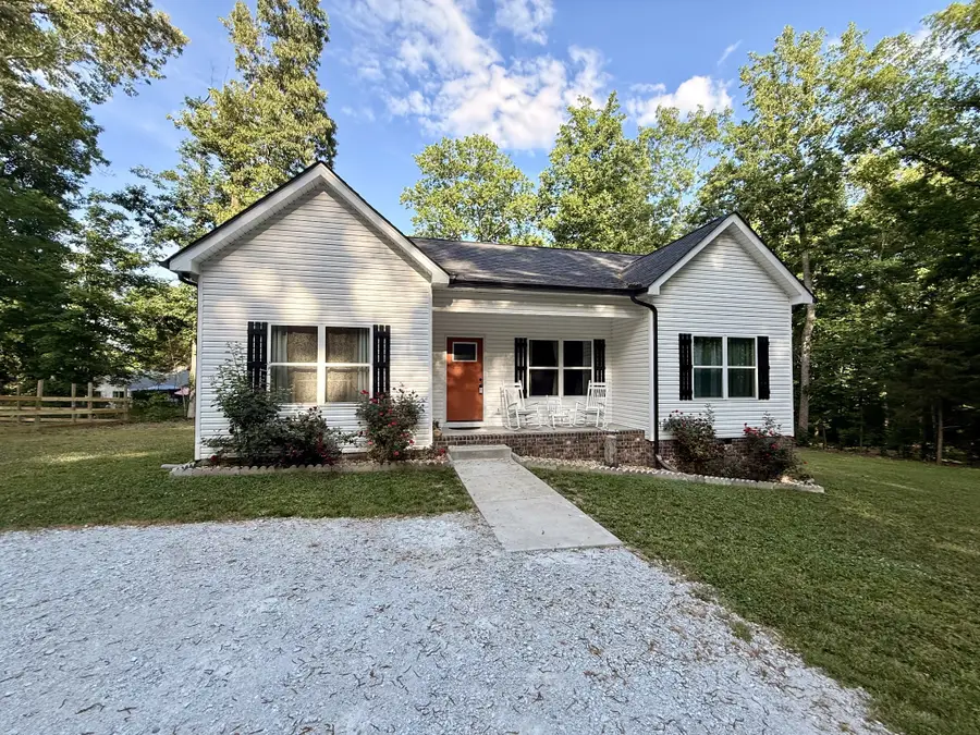 1021 Woodmont Dr, Dickson, TN 37055 - #3