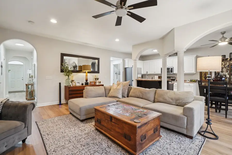 2521 Pennington Bend Rd #206, Nashville, TN 37214 - #3
