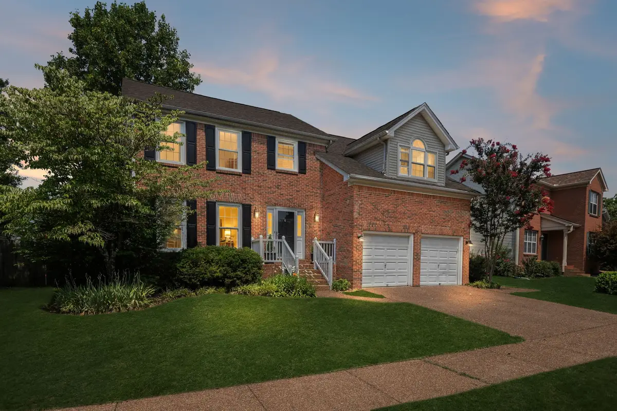 2039 Glastonbury Dr, Franklin, TN 37069 - #1