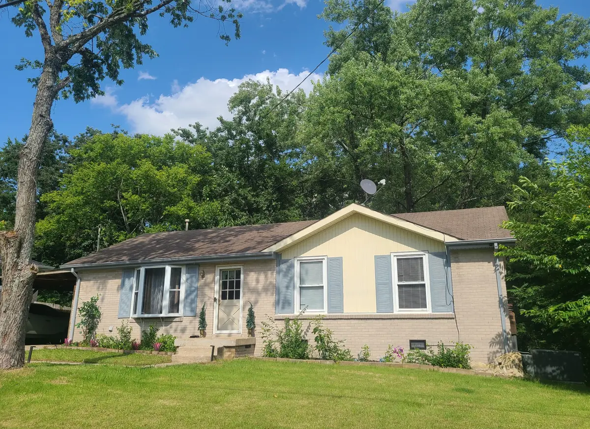 608 Hidden Hill Dr, Hermitage, TN 37076 - #1