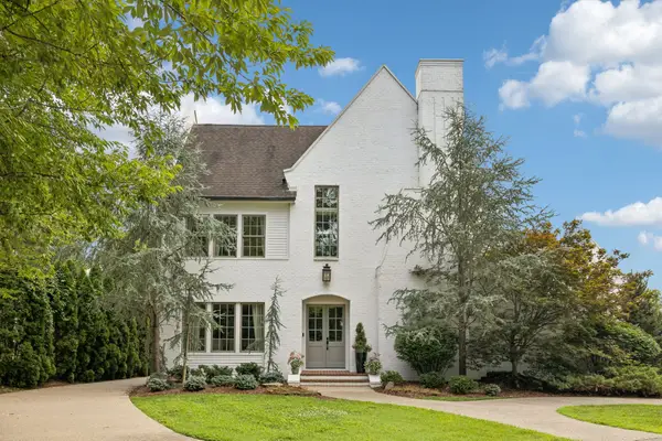 3719 Woodmont Blvd, Nashville, TN 37215