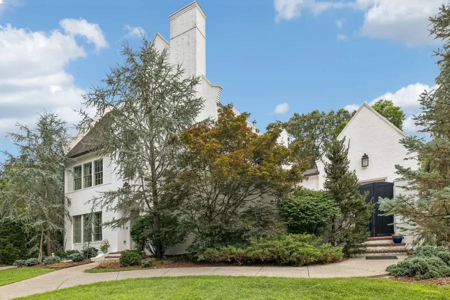 3719 Woodmont Blvd, Nashville, TN 37215 - #3