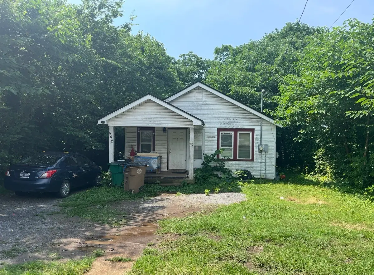 542 E Maple St, Madison, TN 37115 - #1