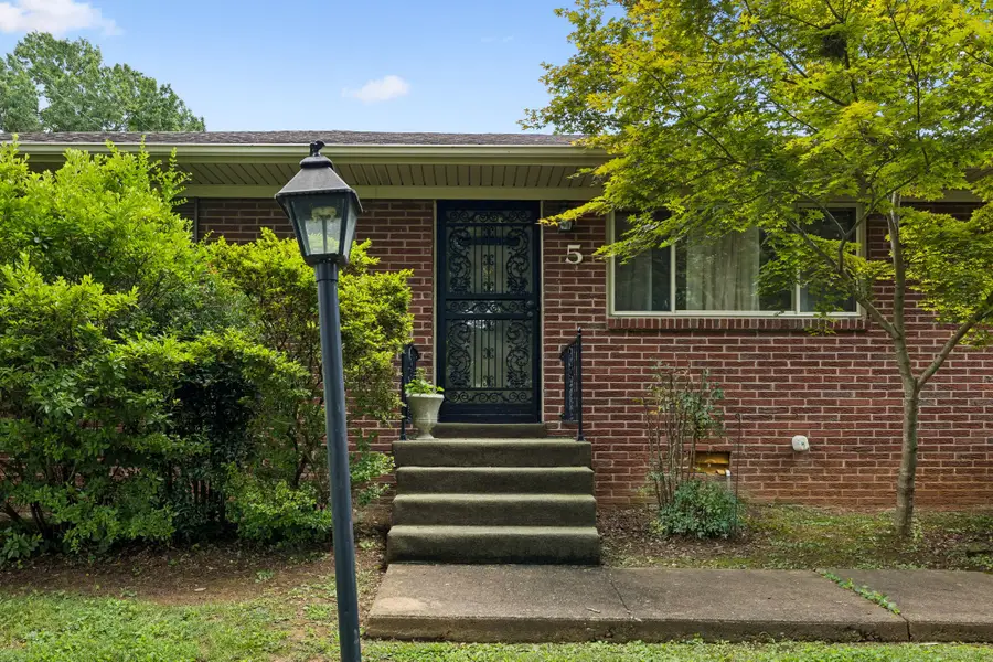 5 Richmond Dr, Clarksville, TN 37042 - #3