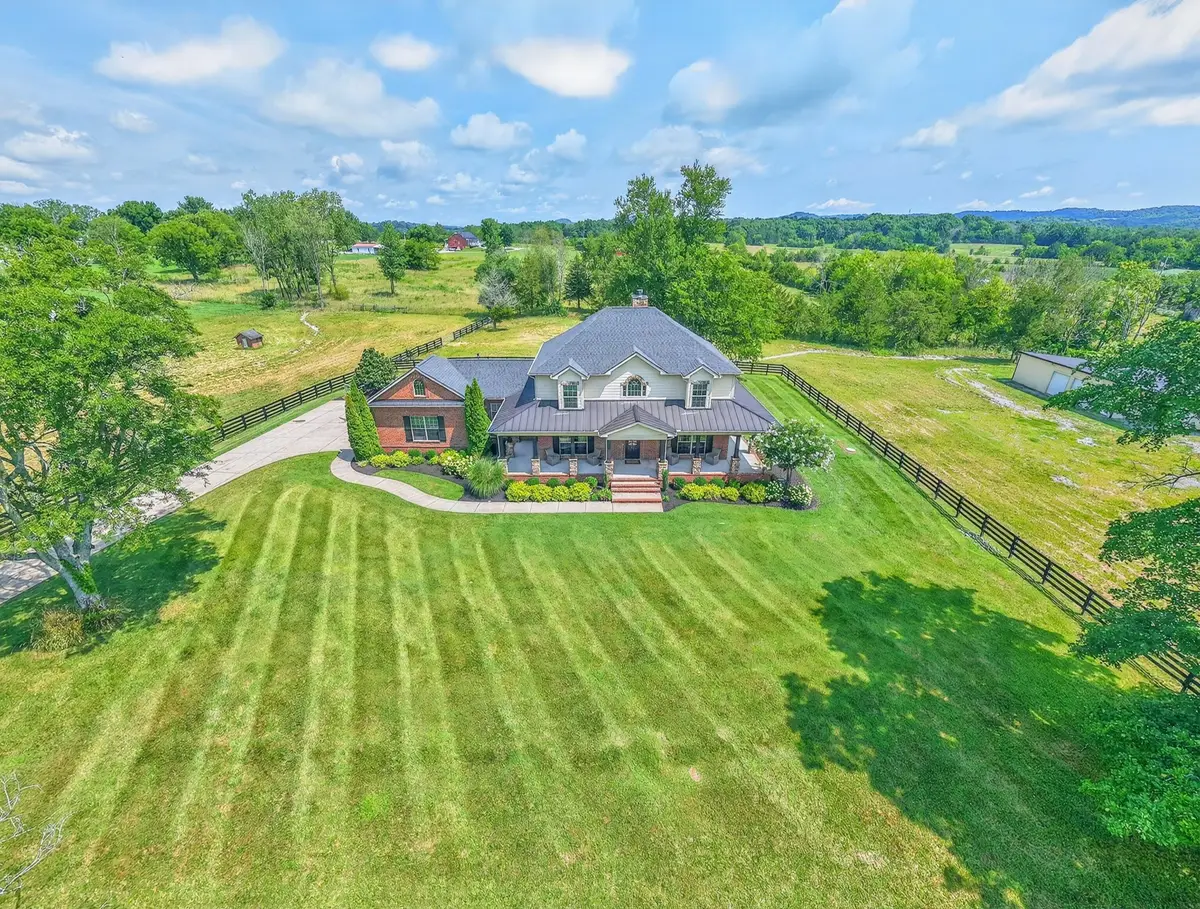 6738 Flat Creek Rd, College Grove, TN 37046 - #1