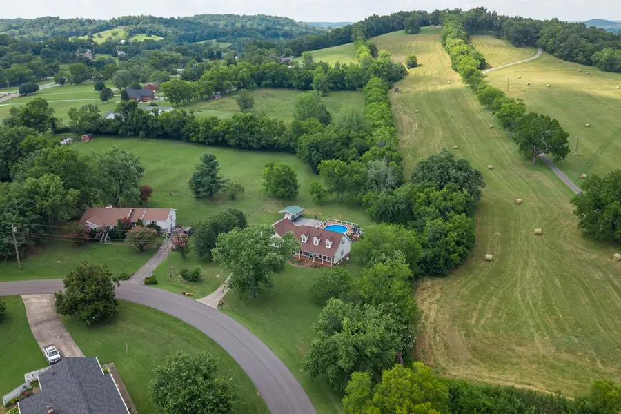 159 Grandview Dr, Gallatin, TN 37066 - #3
