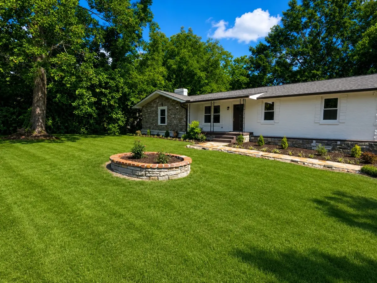 108 Hickory Hills Dr, Hendersonville, TN 37075 - #1