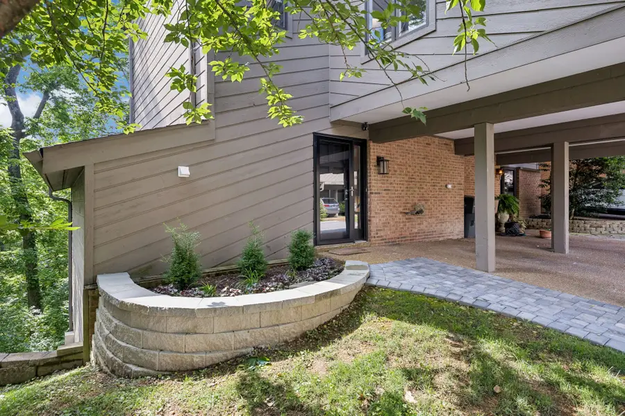 721 Harpeth Trace Dr, Nashville, TN 37221 - #3