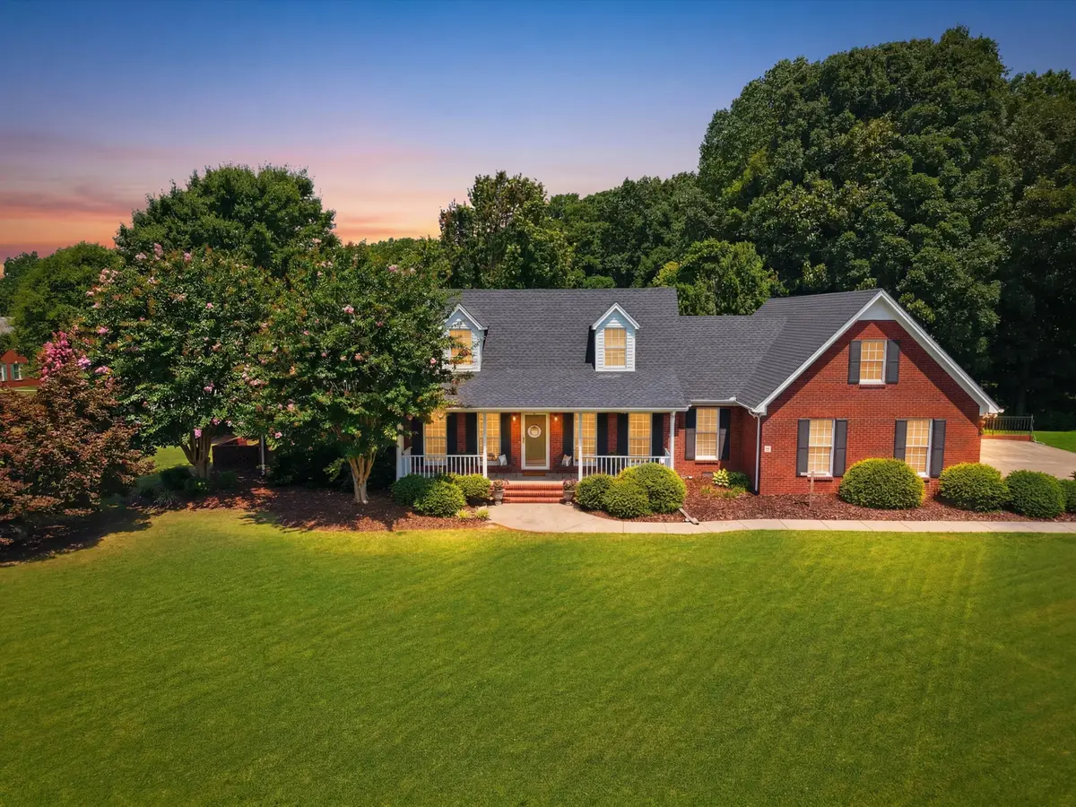 4 Derby Dr, Fayetteville, TN 37334 - #1