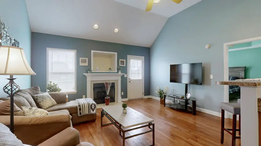 547 Faxon Ct, Murfreesboro, TN 37128 - #2