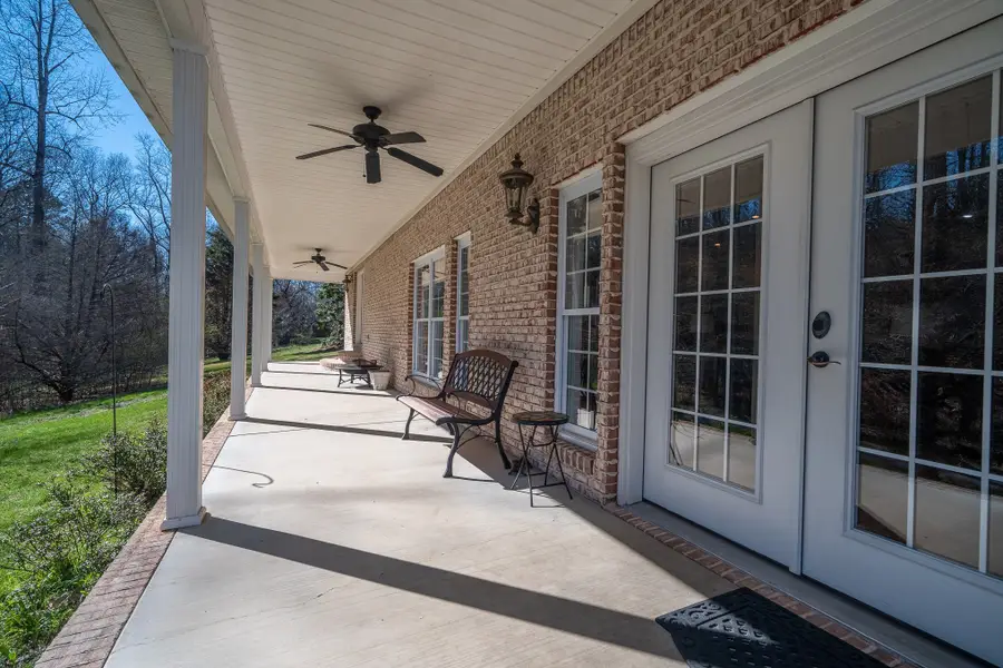 15 Clifton Rd, Lawrenceburg, TN 38464 - #3