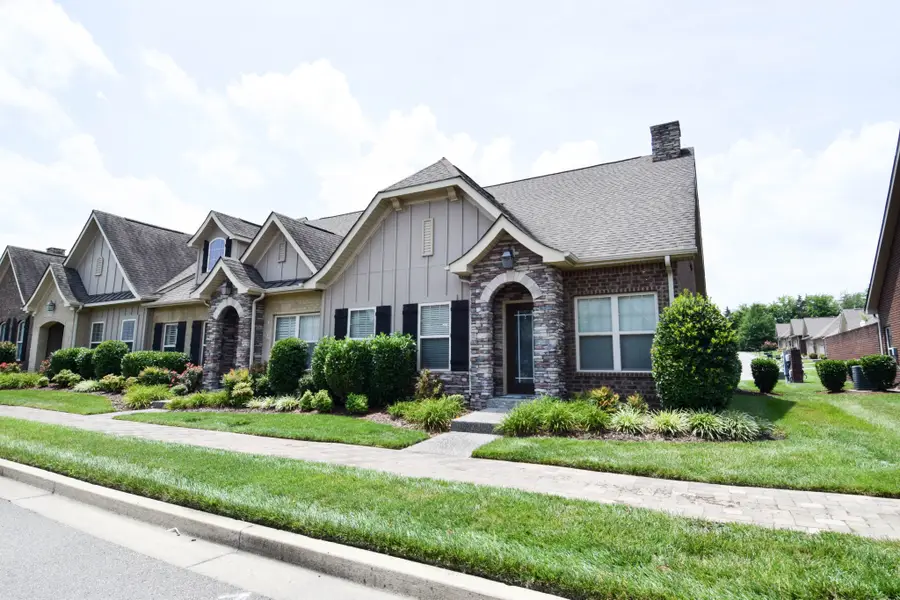236 Glennister Ct, Gallatin, TN 37066 - #2