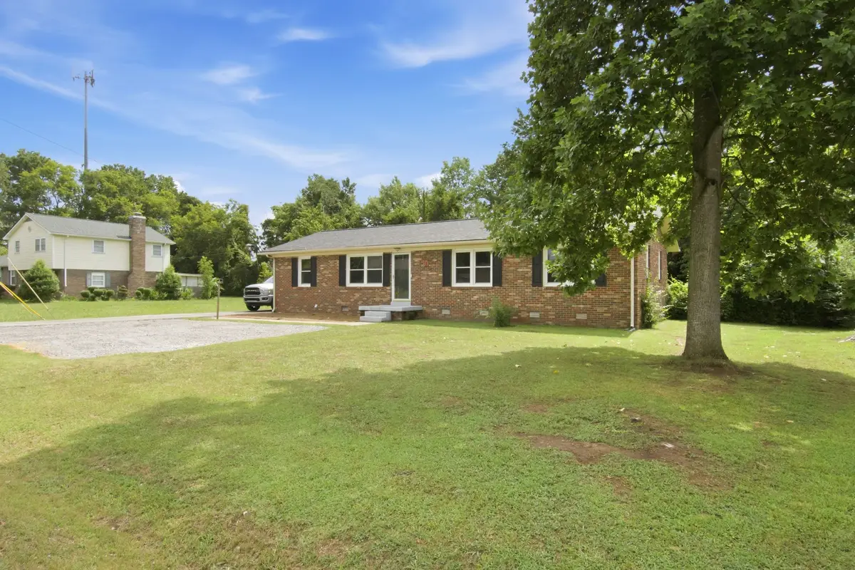 2418 Obrien Dr, Murfreesboro, TN 37130 - #1