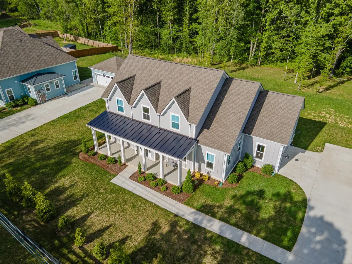 7207 Lake Rd, Fairview, TN 37062 - #1