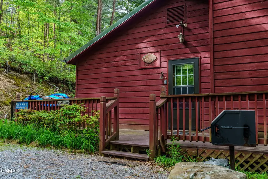 3476 Bear Mountain Lane, Sevierville, TN 37876 - #2
