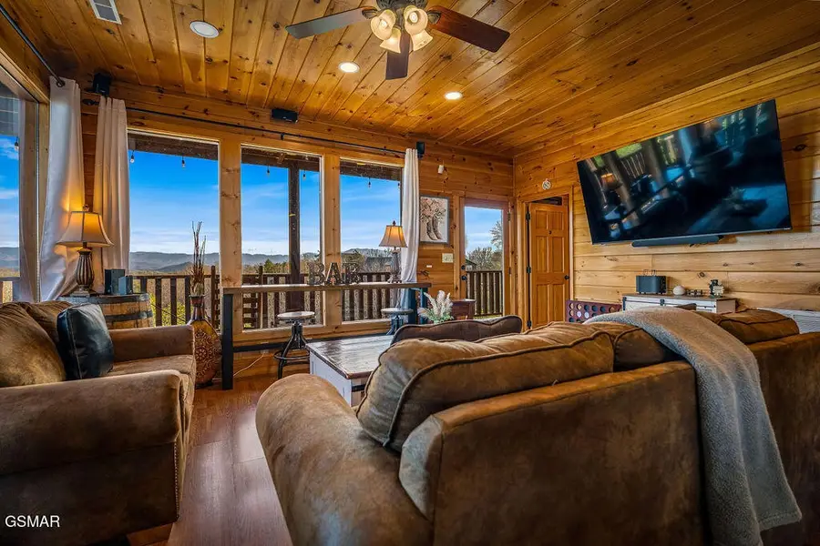 1911 Oakmont Drive, Sevierville, TN 37876 - #2