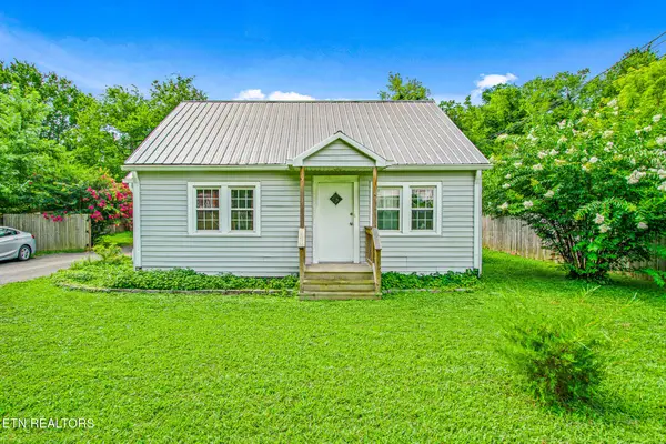 2404 Cedar Lane, Knoxville, TN 37918