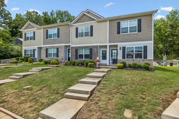 523 Moshe Flam Pl, La Vergne, TN 37086