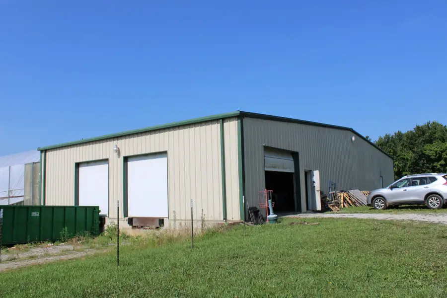 636 Myers Cove Rd, McMinnville, TN 37110 - #2