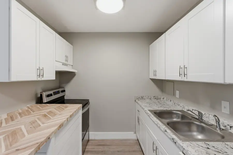 550 Harding Pl #F110, Nashville, TN 37211 - #2