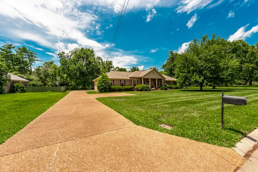 6372 Chickering Cir, Nashville, TN 37215 - #3