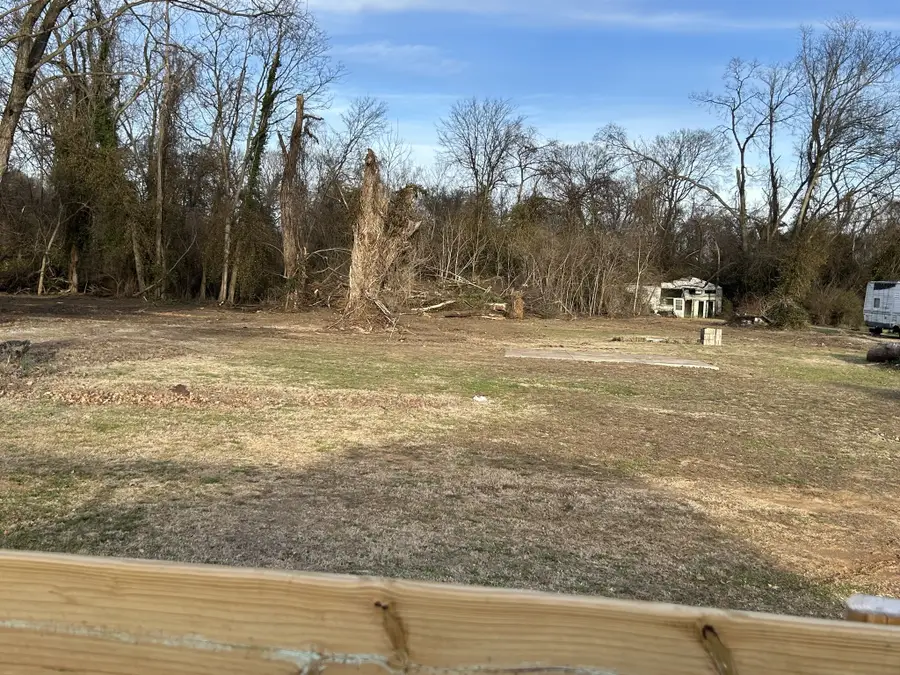 850 E 21st St, Hopkinsville, KY 42240 - #3